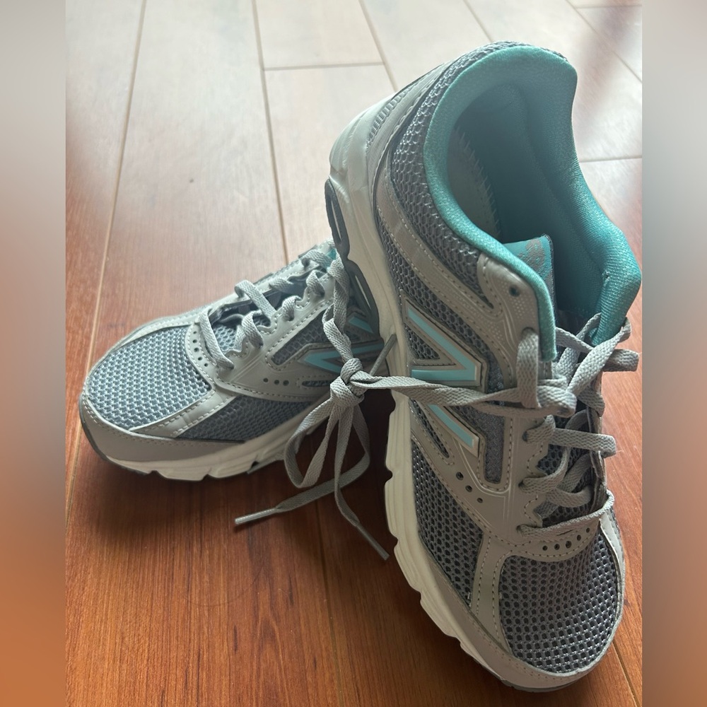 NEW BALANCE Women’s Shoes